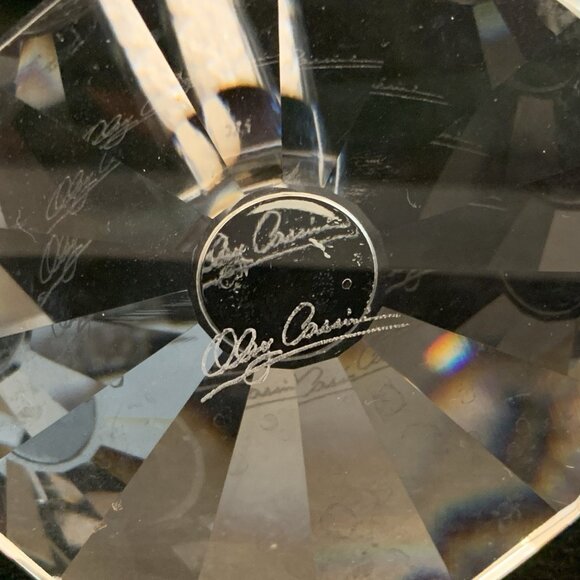 Oleg Cassini Diamond Toasting Flutes Set of Two Champagne Signed Wedding 10 3/4" - Picture 6 of 8